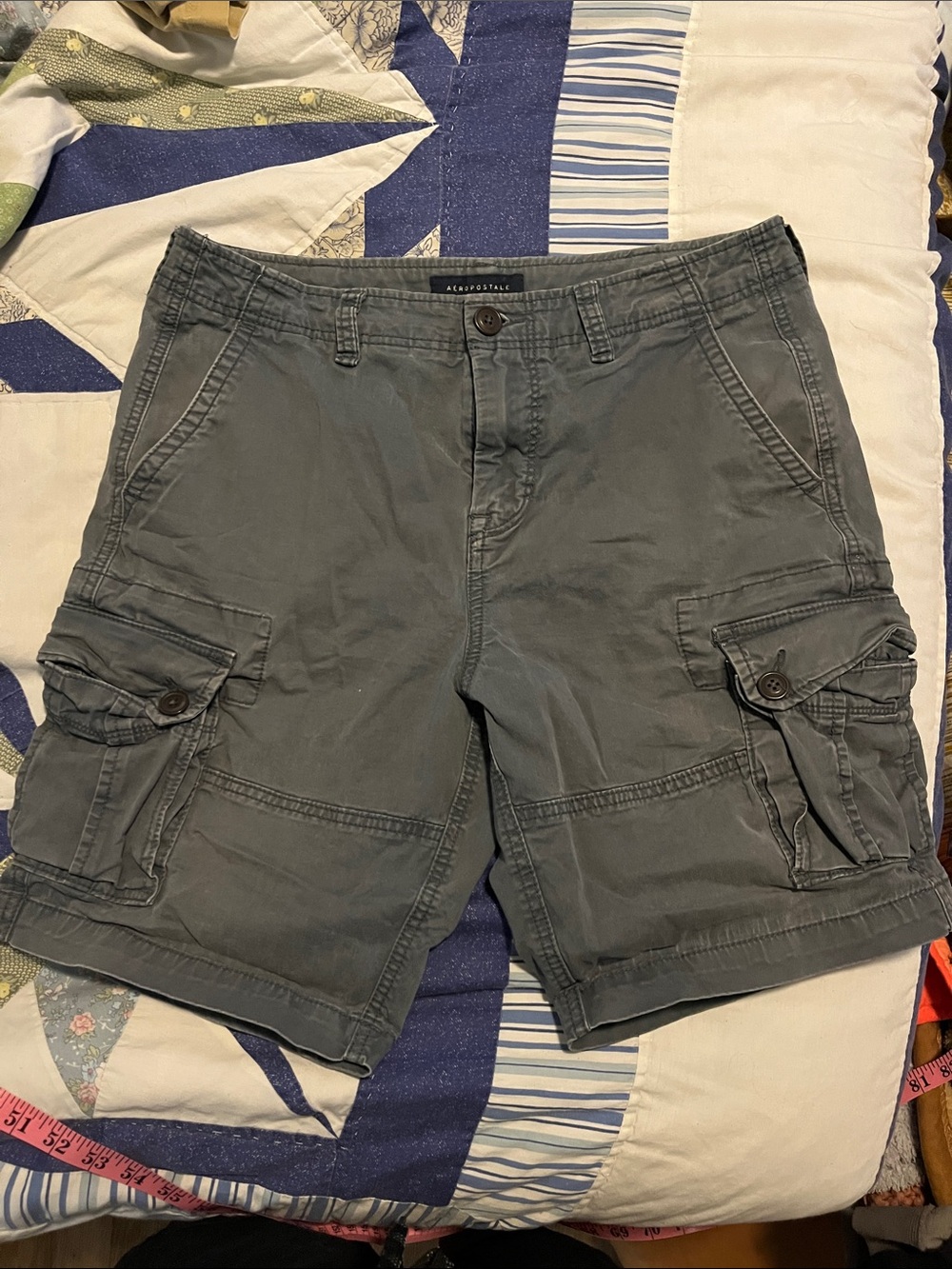 Aeropostale Men's Charcoal Gray Cargo Shorts